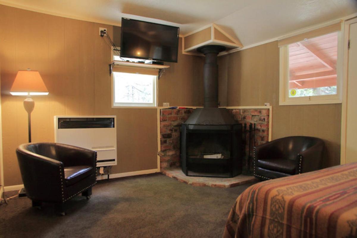 Silver Pines Lodge Idyllwild Zewnętrze zdjęcie
